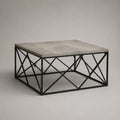 Tavolo basso quadrato in pannello MDF effetto cemento e acciaio nero, 80 × 80 × 45 cm